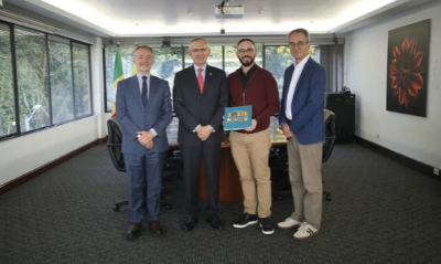 Luis Amigó intercambia experiencias con la Javeriana y el Externado