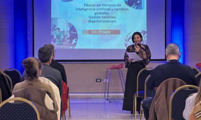 Graduada amigoniana impulsa educación desde Argentina