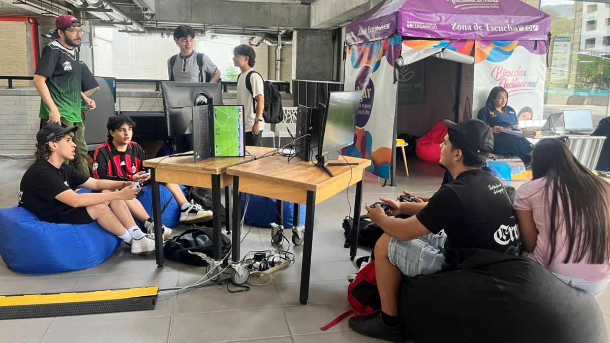 La_Liga_Universitaria_de_Videojuegos_volvi___a_encender_la_competencia_en_la_Luis_Amig__.png