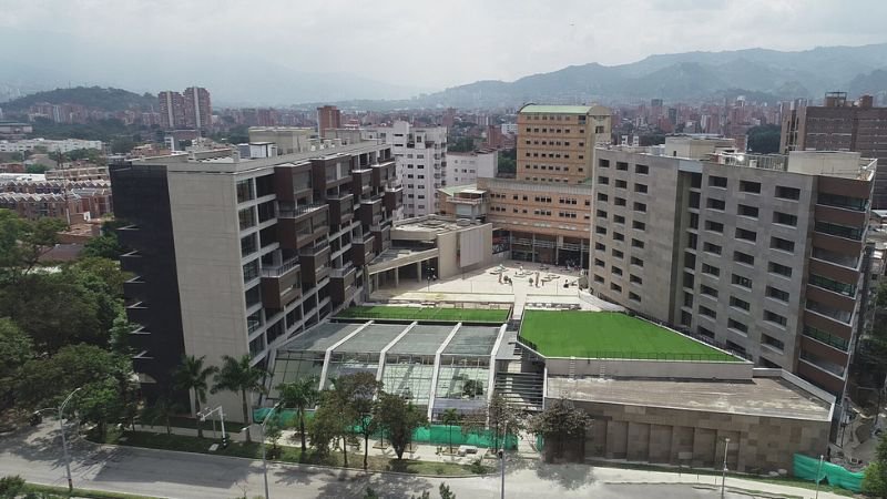 Instalaciones modernas Universidad Católica Luis Amigó