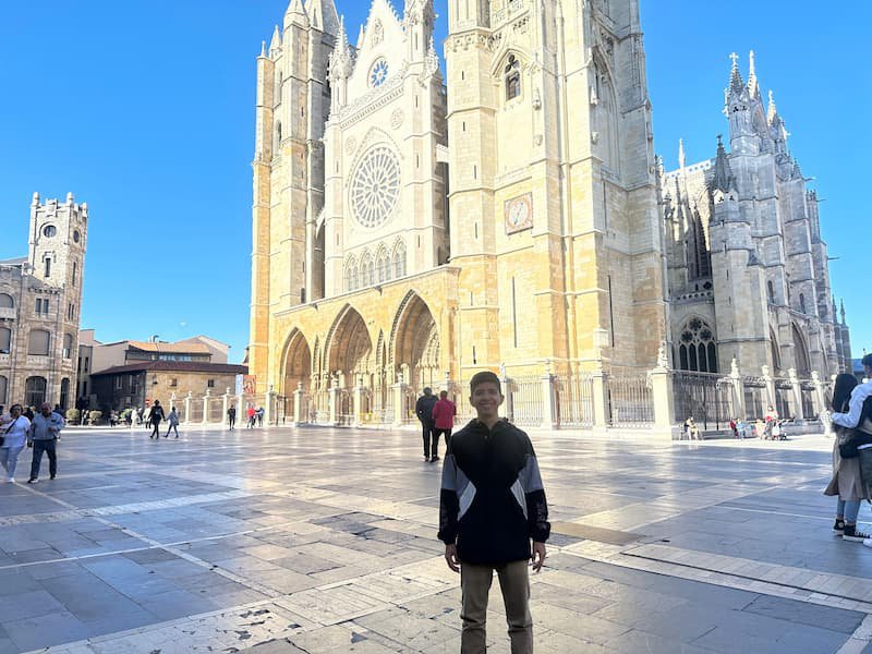 Universidad_de_Leon_en_Espana_01.jpg