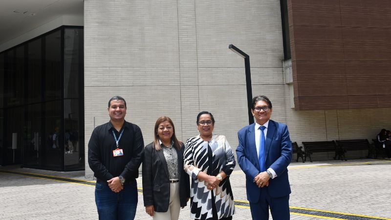 directivos de la Universidad Estatal de Quevedo, Ecuador
