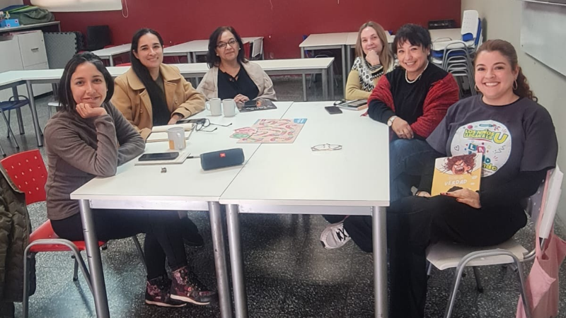 _Los_ni__os_llegan_a_la_U____lleva_su_experiencia_pedagogica_a_Argentina2_.png