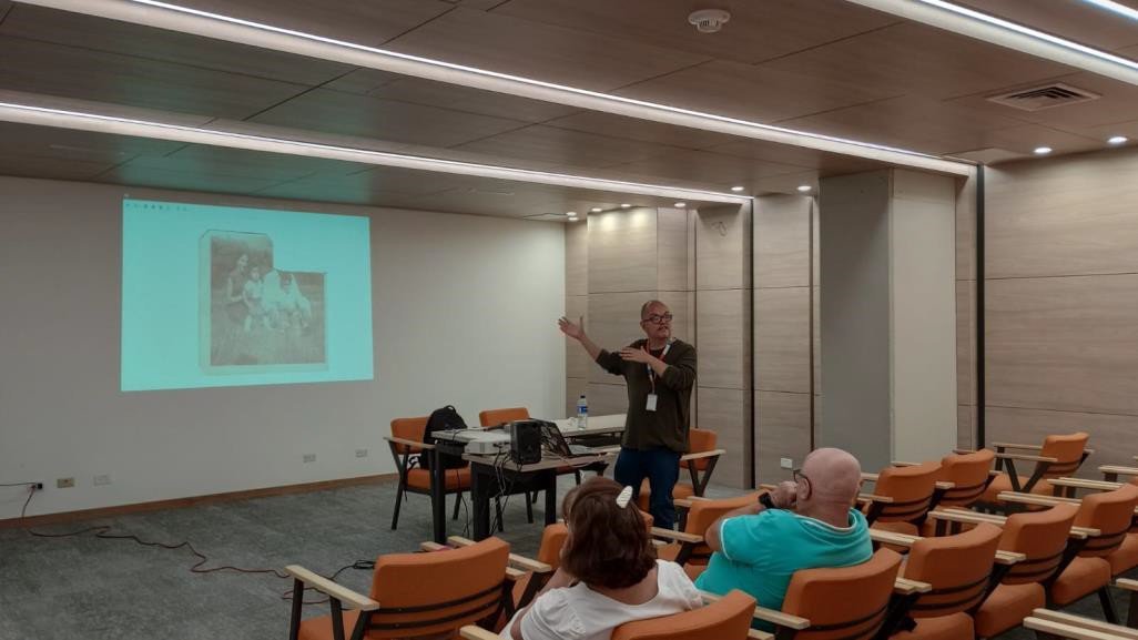 Libres de todos los colores, mestizaje y acercamiento a las historias familiares desde las genealogías