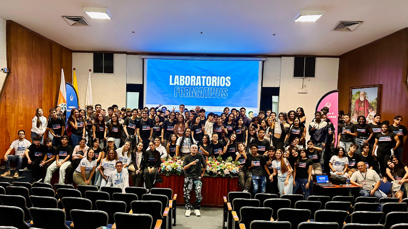 17_09_2025_U_Luis_Amig___fortaleci___liderazgos_juveniles_con_Laboratorios_Formativos_en_Medell__n.png