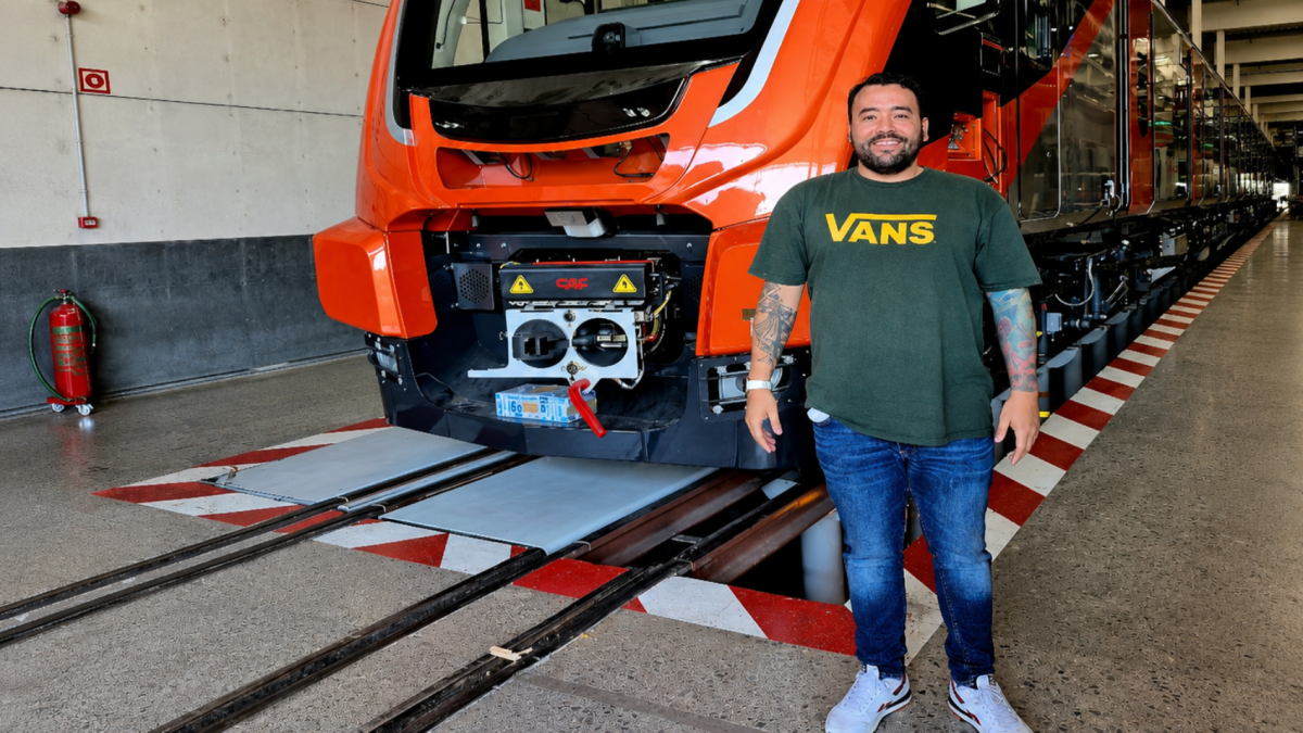 Graduado_amigoniano_aporta_al_ensamblaje_de_la_nueva_flota_del_Metro_de_Medell__n.png
