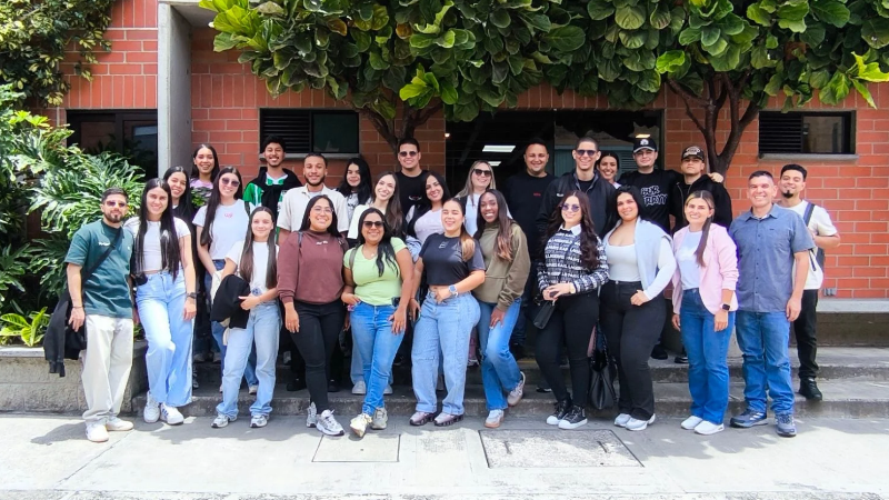 Estudiantes_de_Administracion_de_Empresas_visitan_la_Zona_Franca_de_Rionegro.png