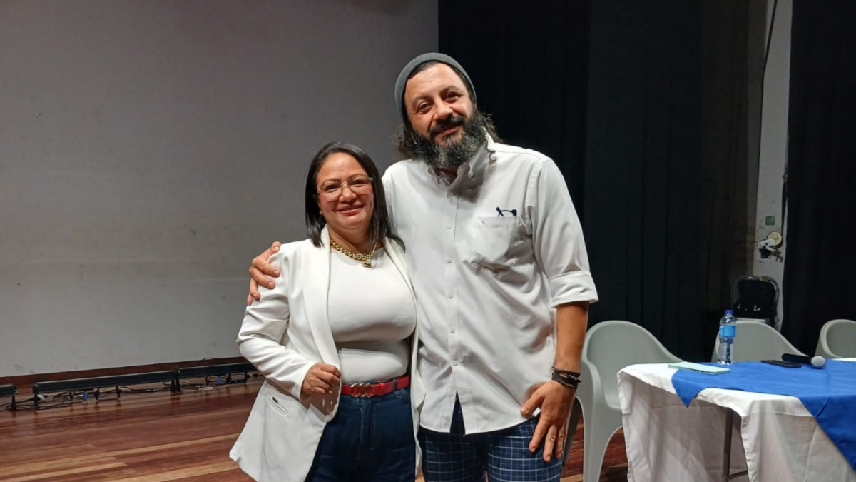 Universidad_Cat__lica_Luis_Amig___particip___en_foro_regional_sobre_prevenci__n_de_la_violencia_intrafamiliar.png