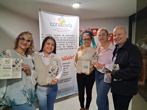 GRADUADOS_PROGRAMA_DE_DESARROLLO_FAMILIAR_LUIS_AMIG__.png