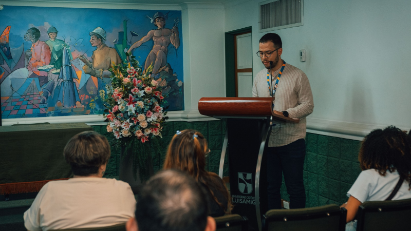 Psicologia_a_distancia_celebra_15_a__os_formando_profesionales_en_todo_el_pais1.png
