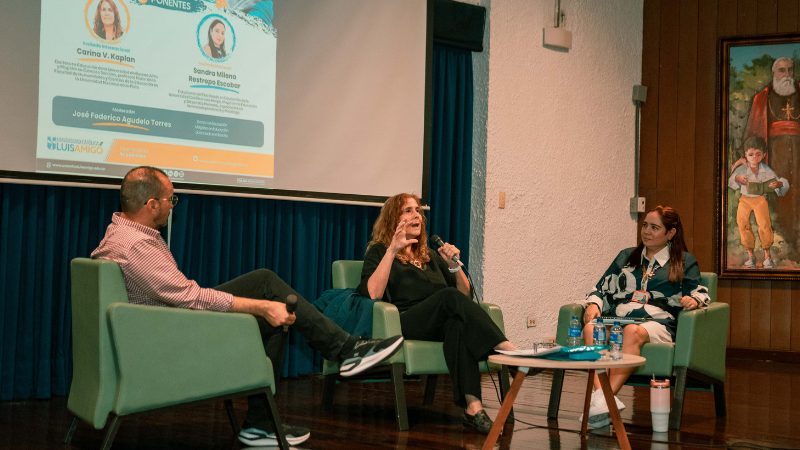 Carina_Kaplan_comparti___su_experiencia_sobre_violencias_y_emociones_en_el_aula_2.png