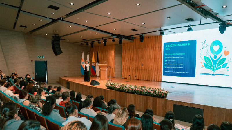 Universidad_Catolica_Luis_Amigo_presento_Amigo_Vital_para_prevenir_el_suicidio_y_las_adicciones.png