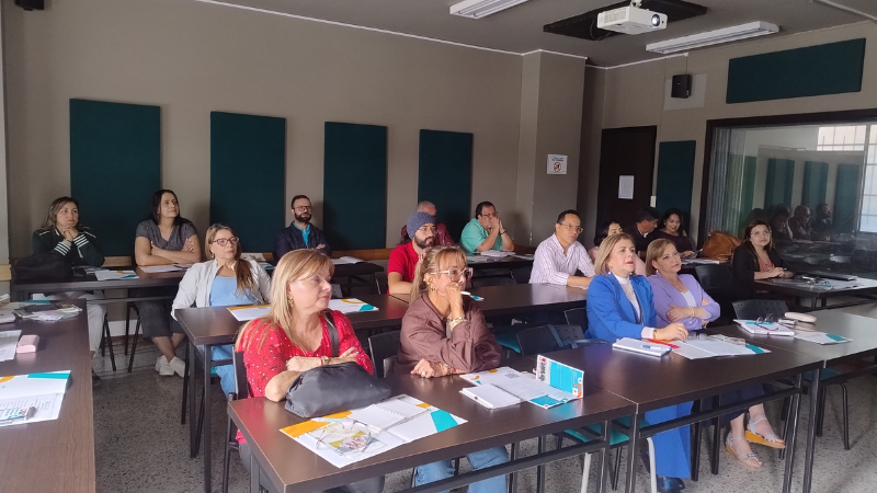 Licenciatura_en_Lenguas_Extranjeras_realiz___encuentro_con_agencias_de_pr__ctica.png
